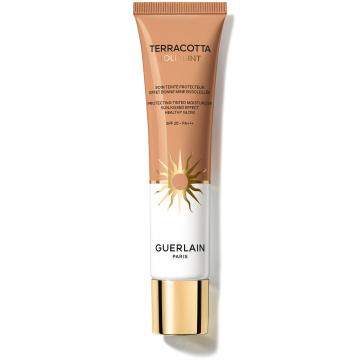 Guerlain Terracotta Joli Teint  Protecting Tinted Moisturizer