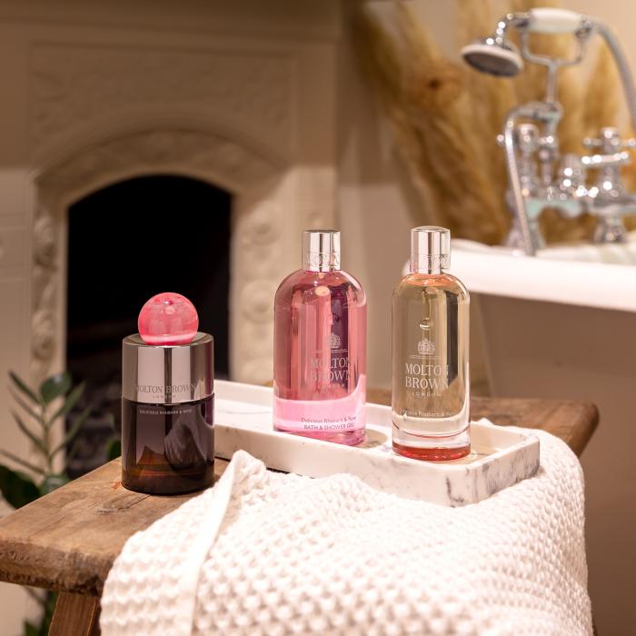 Molton Brown Delicious Rhubarb & Rose Eau de Parfum Spray
