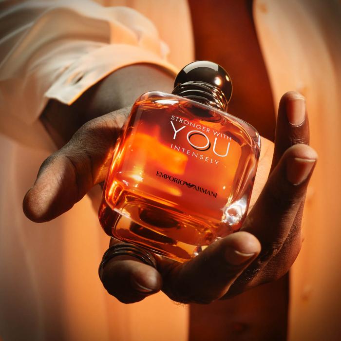 Armani Stronger With You Intensely Eau de Parfum Spray
