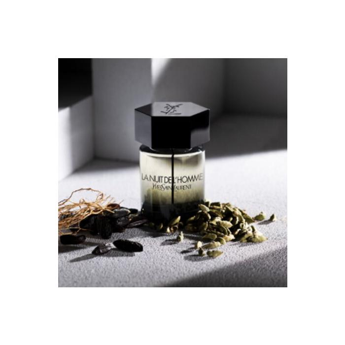Yves Saint Laurent La Nuit de l'Homme Eau de Toilette Spray