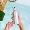 Molton Brown Coastal Cypress & Sea Fennel bad- en Douchegel thumbnail